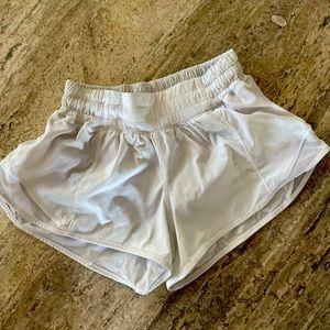 White lululemon hottie hots size zero